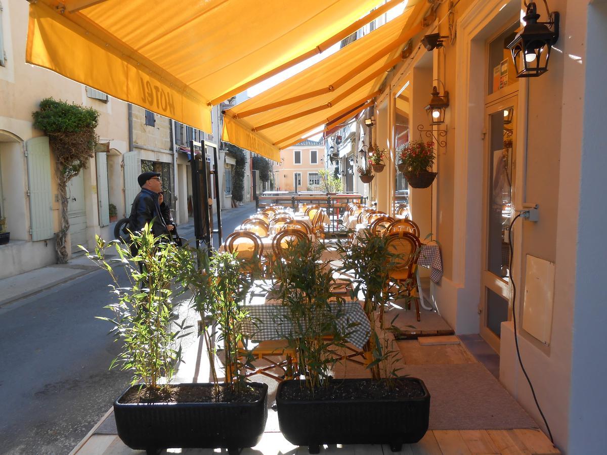 Hotel-Restaurant "Chez Carriere" Aigues-Mortes Exterior foto